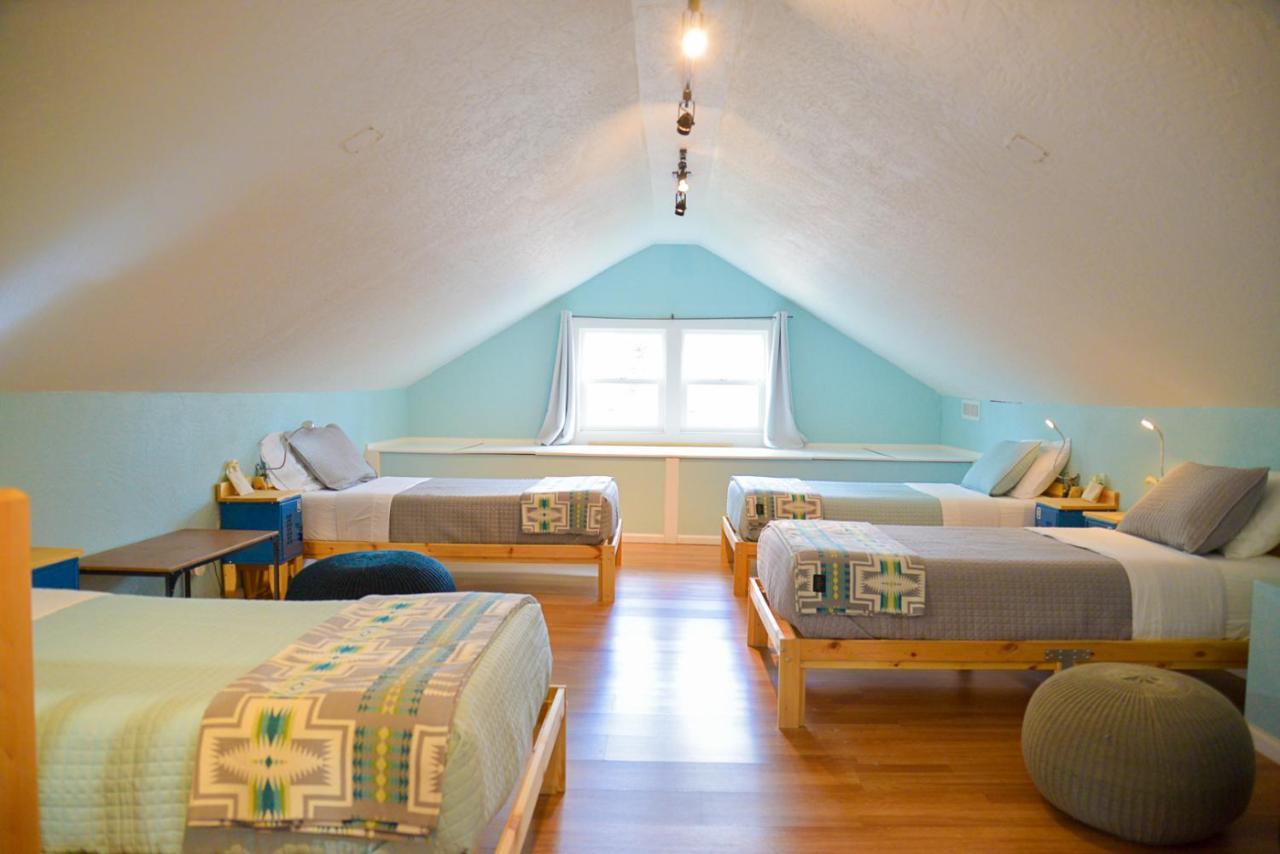 יוג'ין Riverpath Inn מראה חיצוני תמונה