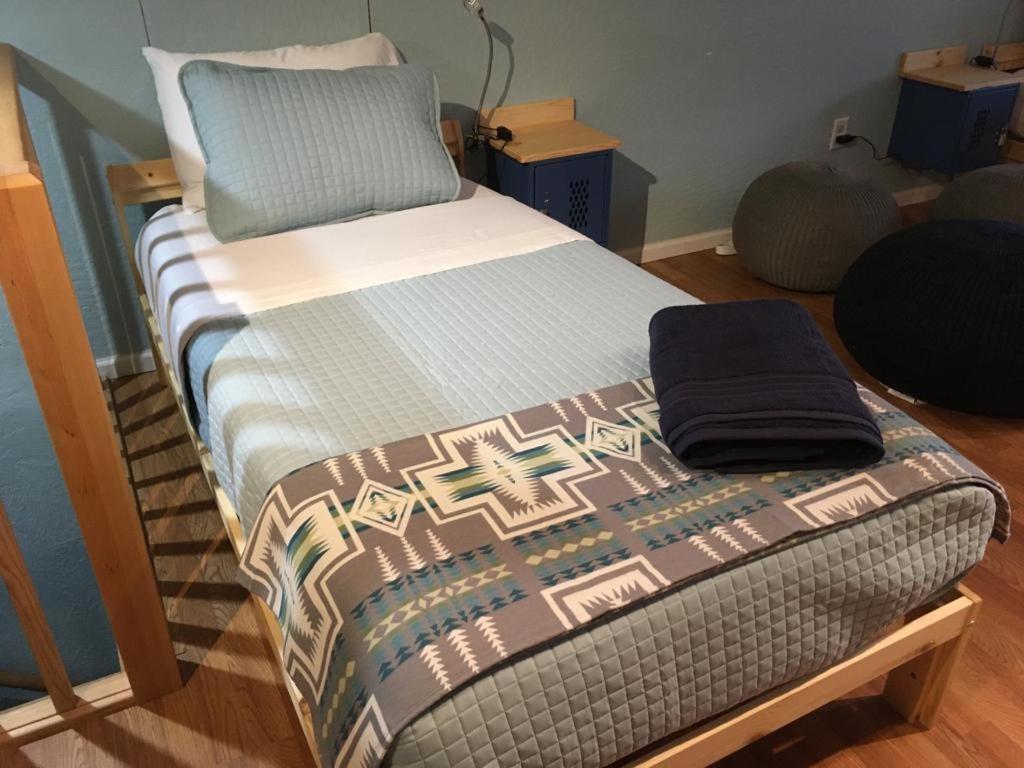יוג'ין Riverpath Inn מראה חיצוני תמונה