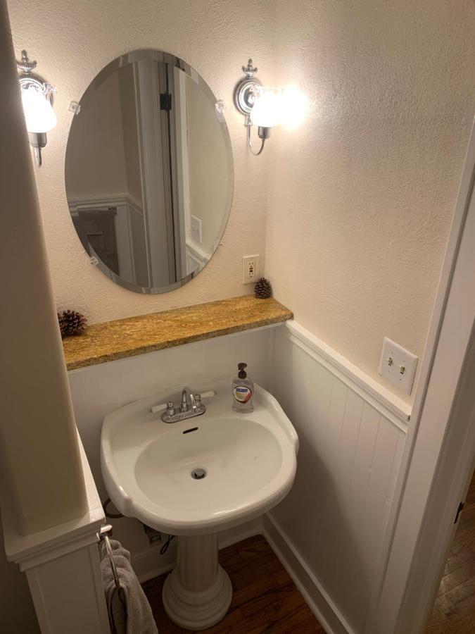 יוג'ין Riverpath Inn מראה חיצוני תמונה
